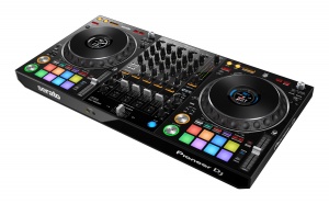 DDJ-1000SRT 4-kanálový DJ kontrolér pre Serato DJ Pro (čierny)